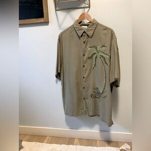 Disneyland Resort Men’s Embroidered Button Up